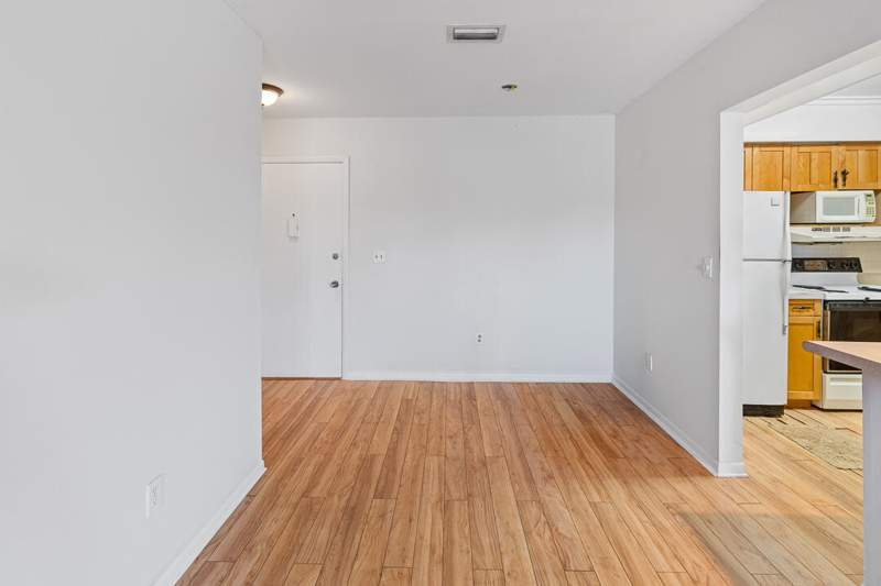 2 bedroom Condominium at 950 S Kanner Highway #Unit B31, Poppleton Creek Condo, Stuart — photo 5