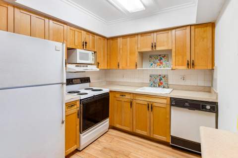 950 S Kanner Highway #Unit B31, Stuart FL - photo 6 of 32