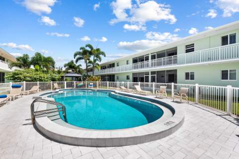 2100 NE 38th Street #205, Lighthouse Point FL - photo 14 of 15