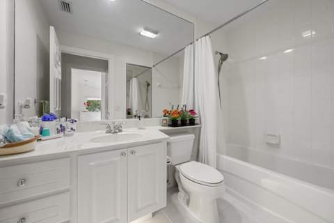 8038 Montserrat Place, Wellington FL - photo 24 of 48