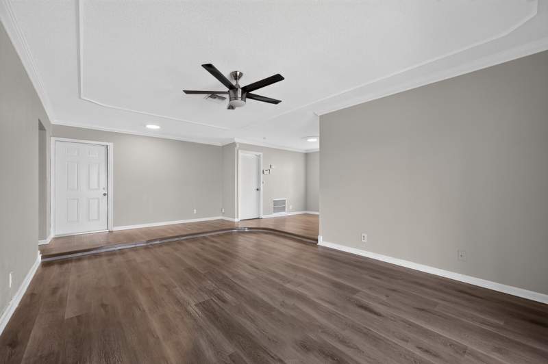 4 bedroom Single Family Residence at 7823 NW 40th Street, Coral Springs Sub No 1, Coral Springs — photo 3
