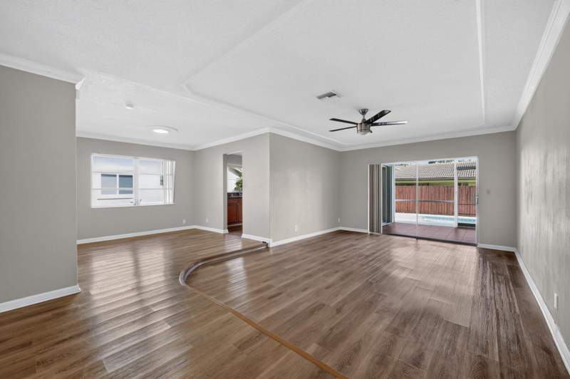 4 bedroom Single Family Residence at 7823 NW 40th Street, Coral Springs Sub No 1, Coral Springs — photo 5