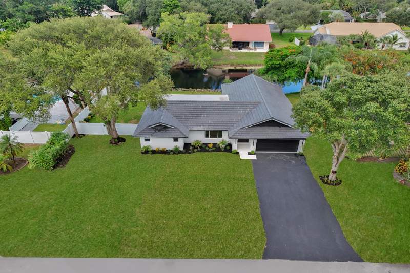 4 bedroom Single Family Residence at 2009 SW 36th Avenue, Faircrest Heights, Delray Beach — photo 4