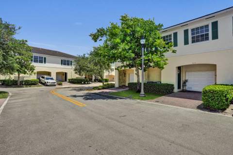 612 SW 3rd Avenue, Pompano Beach FL - photo 9 of 48