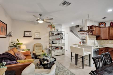 612 SW 3rd Avenue, Pompano Beach FL - photo 17 of 48