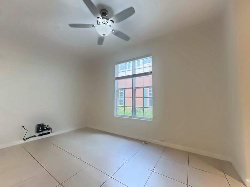 3 bedroom Townhouse at 726 SW 1st Way, Cypress Grove, Pompano Beach — photo 3