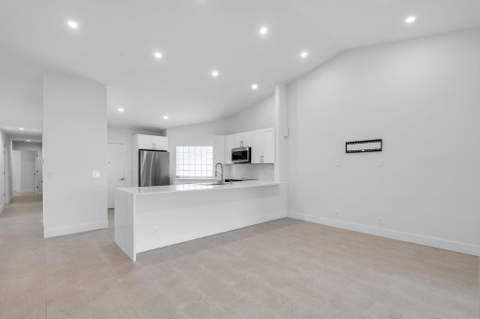 6171 Floral Lakes Drive, Delray Beach FL - photo 7 of 72