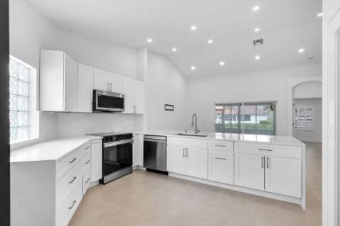 6171 Floral Lakes Drive, Delray Beach FL - photo 8 of 72