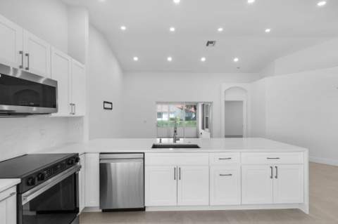 6171 Floral Lakes Drive, Delray Beach FL - photo 9 of 72