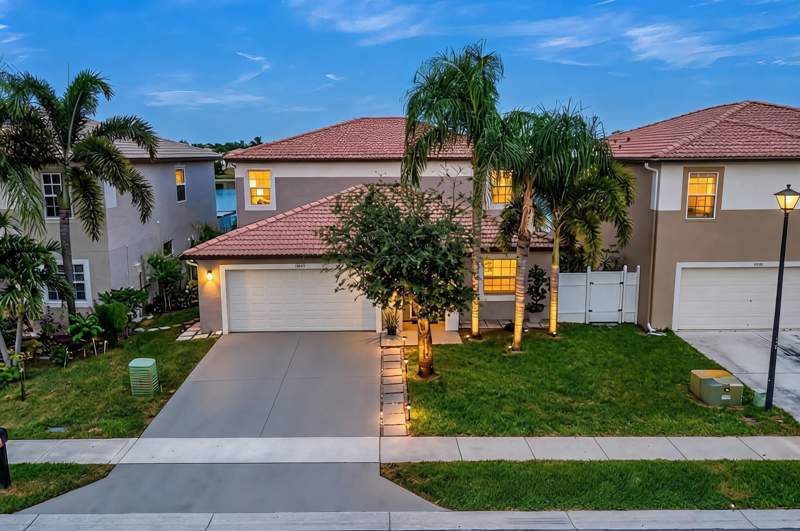 5 bedroom Single Family Residence at 6642 Rainwood Cove Lane, Rivermill, Lake Worth — photo 2