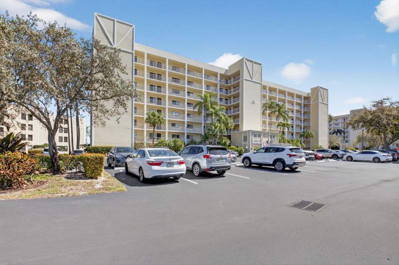 2 bedroom Condominium at 7310 Ashford Place #505, Huntington Lakes, Delray Beach — photo 2