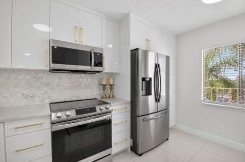 7310 Ashford Place #505, Delray Beach FL - photo 9 of 37