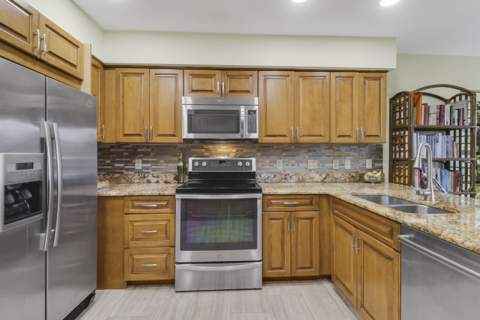 6245 SE Mariner Sands Drive, Stuart FL - photo 23 of 89