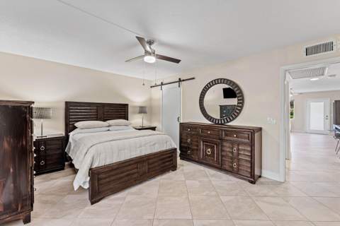 1015 Berkshire A, Deerfield Beach FL - photo 7 of 23