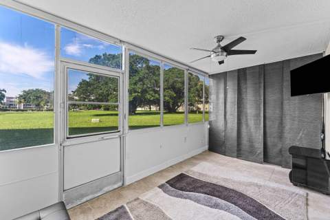 1015 Berkshire A, Deerfield Beach FL - photo 11 of 23