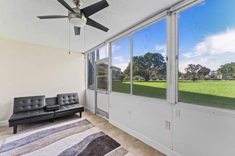 1015 Berkshire A, Deerfield Beach FL - photo 12 of 23