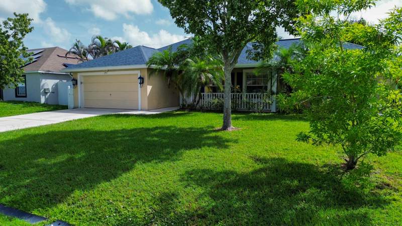 3 bedroom Single Family Residence at 1773 SW Finch Lane, Port St Lucie Section 9, Port St. Lucie — photo 4