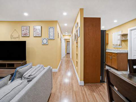 691 NW 20th Court, Pompano Beach FL - photo 8 of 38