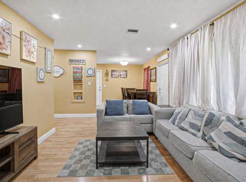 691 NW 20th Court, Pompano Beach FL - photo 11 of 38
