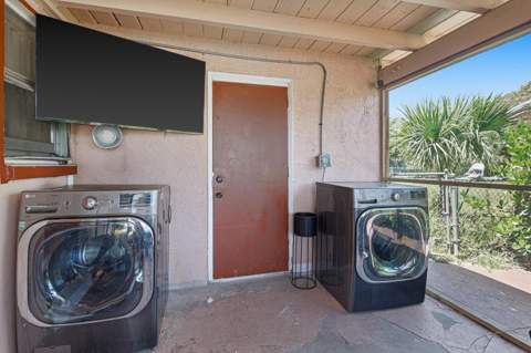 691 NW 20th Court, Pompano Beach FL - photo 13 of 38