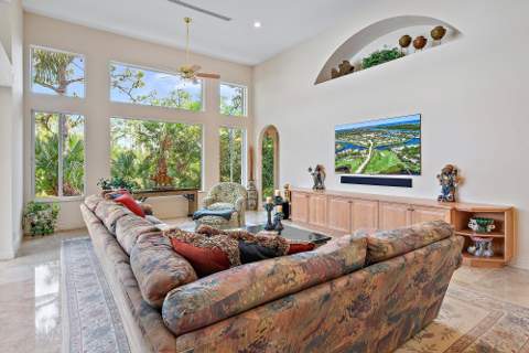 6088 Wildcat Run, West Palm Beach FL - photo 24 of 124