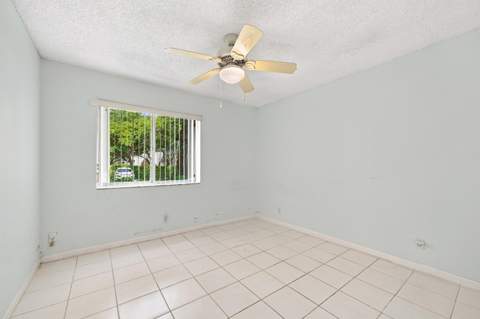 7321 Amberly Lane #110, Delray Beach FL - photo 14 of 30