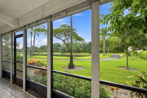 7321 Amberly Lane #110, Delray Beach FL - photo 21 of 30