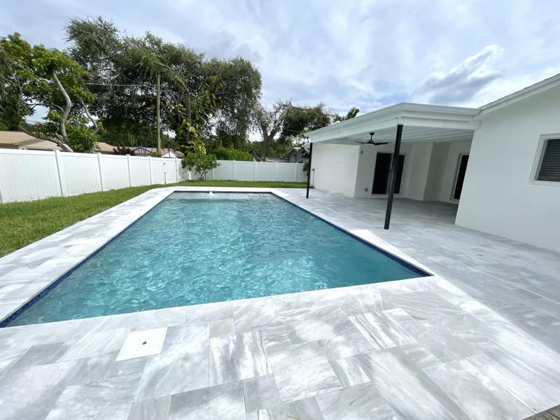4 bedroom Single Family Residence at 1101 NW 5th Avenue, Conference Lake, Boca Raton — photo 3