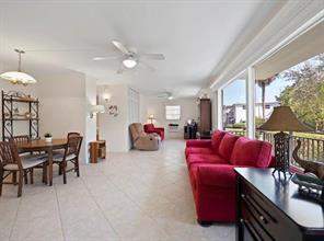 1050 SE 14th Place #15B, Fort Lauderdale FL - photo 7 of 23