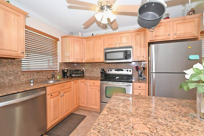 2 bedroom Condominium at 1100 E Indiantown Road #113, Park Plaza Apts Condo, Jupiter — photo 5