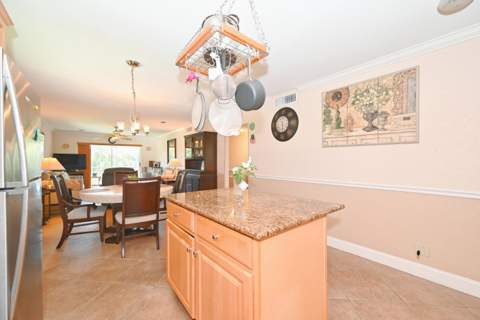 1100 E Indiantown Road #113, Jupiter FL - photo 7 of 36