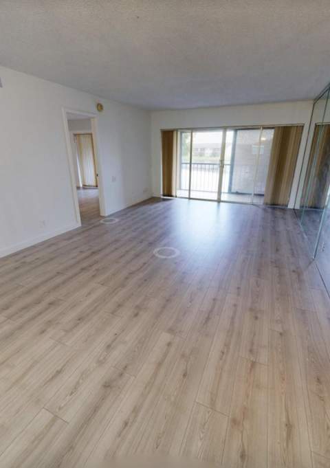 4025 N Nob Hill Road #205, Sunrise FL - photo 6 of 10