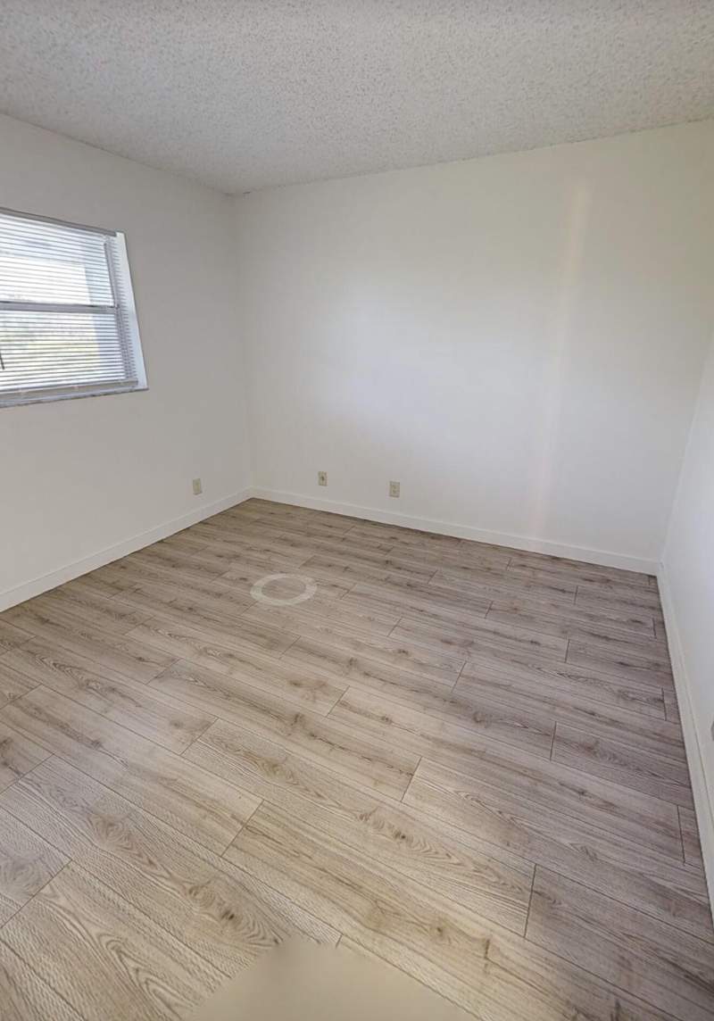 2 bedroom Condominium at 4025 N Nob Hill Road #409, Sunrise Island Condominium III, Sunrise — photo 5