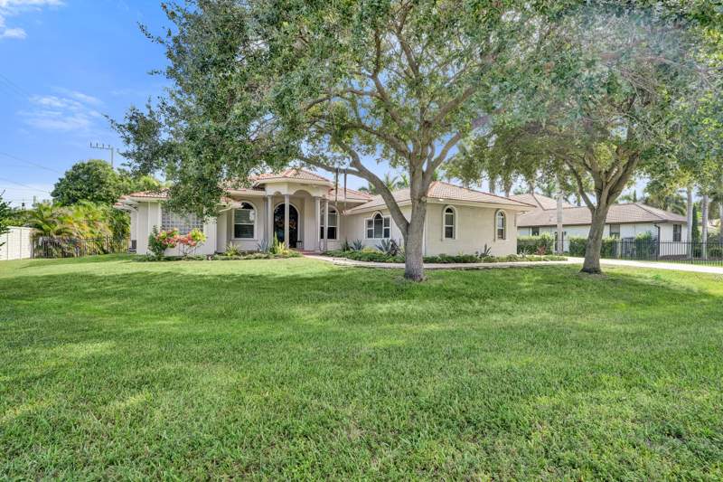 5 bedroom Single Family Residence at 11800 NW 17th Place, Siebers Cove, Plantation — photo 3