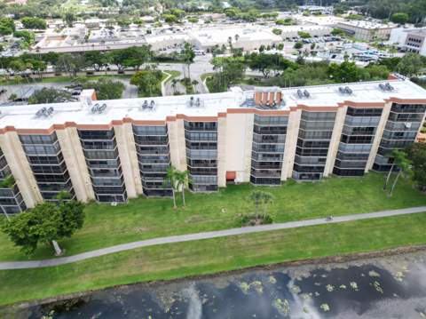7370 S Oriole Boulevard #102, Delray Beach FL - photo 17 of 36