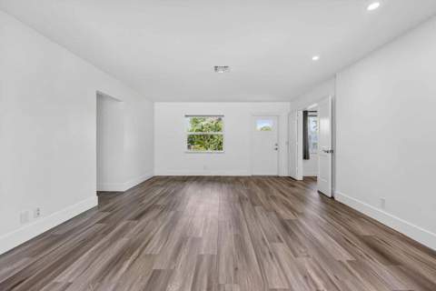 364 Venus Avenue, Tequesta FL - photo 10 of 64
