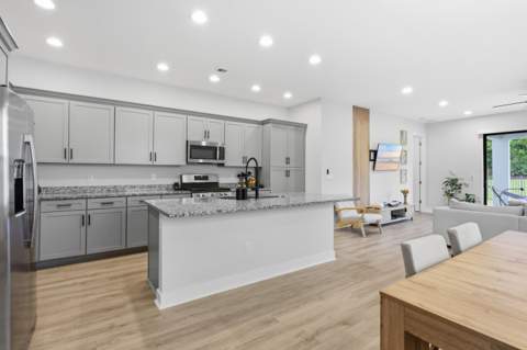16210 Sandy Shore Drive, Westlake FL - photo 19 of 50