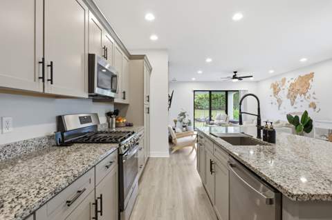 16210 Sandy Shore Drive, Westlake FL - photo 22 of 50
