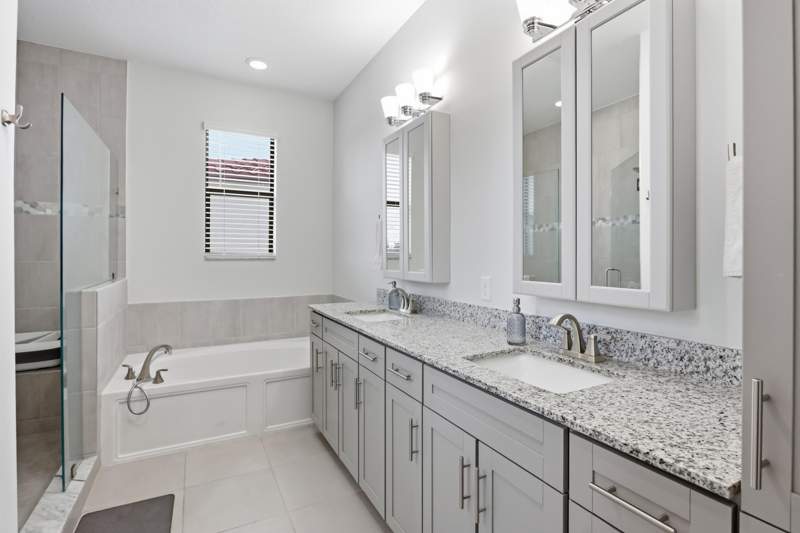 5 bedroom Single Family Residence at 16210 Sandy Shore Drive, Sky Cove, Westlake — photo 5