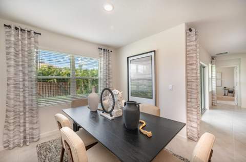 3013 SW Lucerne Street, Port St. Lucie FL - photo 9 of 33