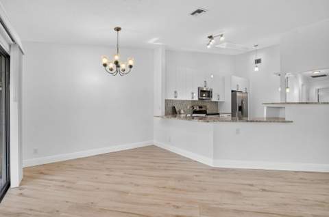 1971 Discovery Circle, Deerfield Beach FL - photo 10 of 40