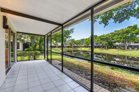 1971 Discovery Circle, Deerfield Beach FL - photo 23 of 40