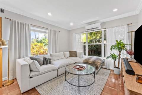 1627 NE 17th Avenue, Fort Lauderdale FL - photo 11 of 44
