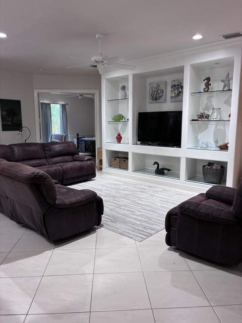 6937 Monmouth Road, West Palm Beach FL - photo 22 of 55