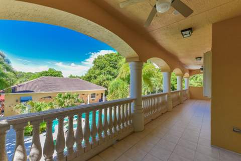 8053 S Indian River Drive, Fort Pierce FL - photo 9 of 48