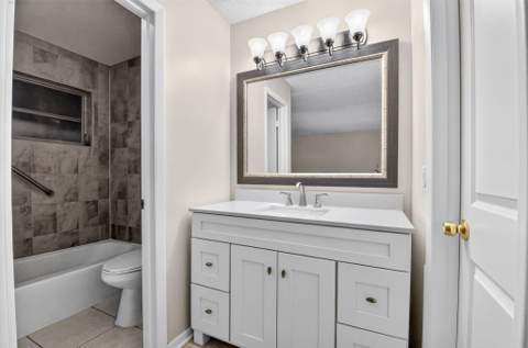 7205 W Oakridge Circle, Lake Worth FL - photo 19 of 36