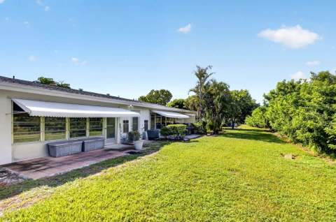 7205 W Oakridge Circle, Lake Worth FL - photo 24 of 36