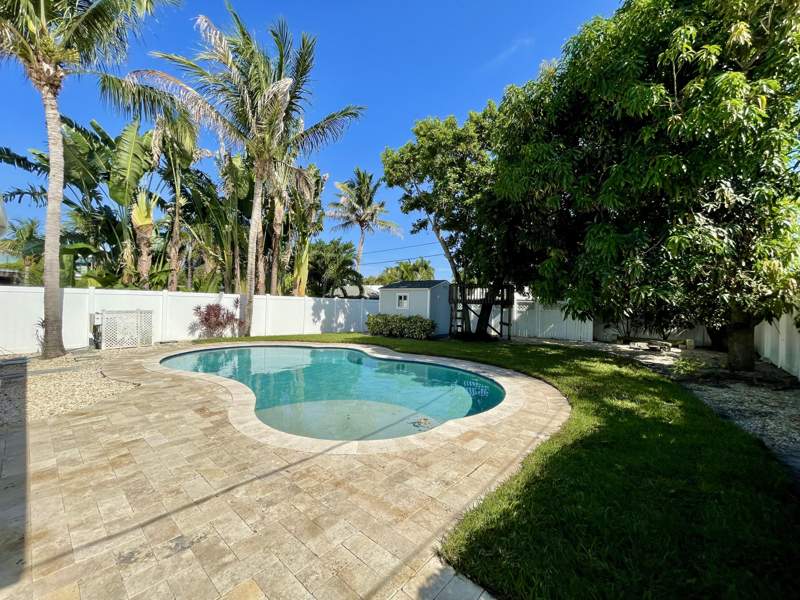 3 bedroom Single Family Residence at 3458 Canal Court, Jupiter Heights, Jupiter — photo 2
