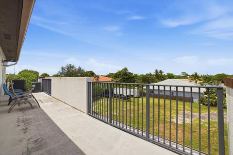807 NW 1st Avenue, Fort Lauderdale FL - photo 24 of 38