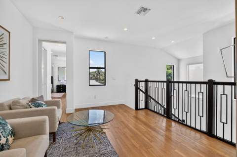 512 Lake Drive, Delray Beach FL - photo 18 of 35